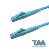 TAA合規 | 電信級 0.2dB  LC/UPC to LC/UPC 多模 OM4 單工光纖跳線 | 康寧纖芯 |  水綠色 OFNR 外被, 水綠色接頭