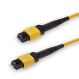 12 芯低插損公頭 MPO/APC 轉母頭 MPO/APC 跳線 | 康寧® SMF-28® Ultra 單模光纖 | OS1/OS2 兼容 | 極性A，黃色 MPO 接頭，黃色外被 | LSZH 低煙無鹵外被